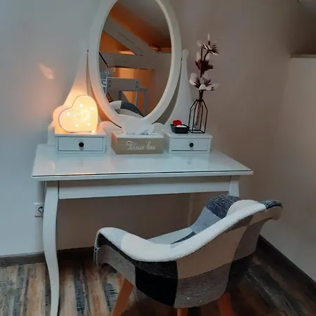 Jacuzzi, Arcade Et Repas Compris