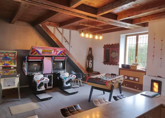 Jacuzzi, Arcade Et Repas Soir Compris Frühstückspension *